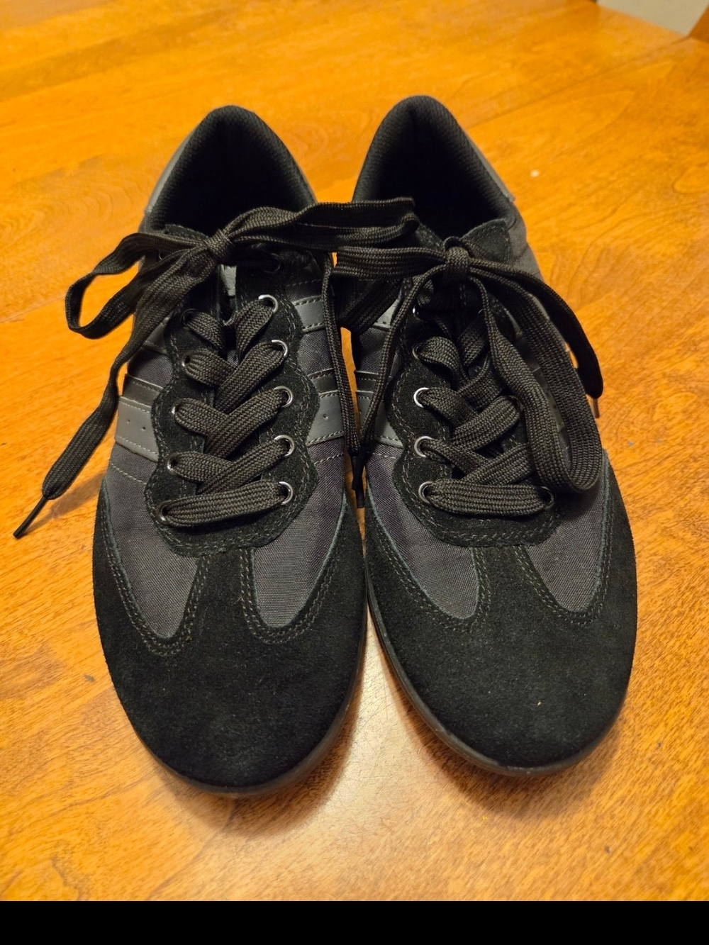 Perry Ellis Black and Gray Women's Low-Top Sneakers